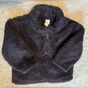 GAP Charcoal Fleece Pullover 6-12 months